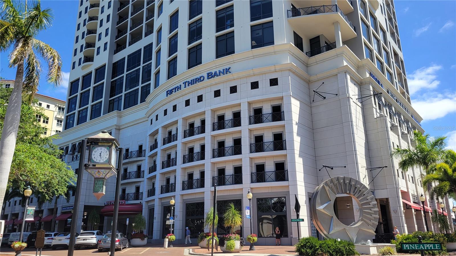 SHORT TERM ONLY The Plaza at Five Points is THE place to live downtown Sarasota. This luxurious space offers fabulous views of the Sarasota Bay from a natural light filled, finely appointed, 2 bedroom, 2 bathroom condo with VERY LARGE lanai. The kitchen has just been remodeled and is now even more impressive and has all brand new stainless steel appliances. You will reside in the heart of Sarasota and find, right outside your door, the Sarasota Opera, Whole Foods, Selby Library, Starbucks and loads of fine dining and neat shops. This secure building offers a first rate amenity package with heated pool and spa, fitness center, social room with catering kitchen and bar, barbecue grills and outdoor dining options, concierge with valet parking, and a board room. This unit comes with one parking space in the garage. The opportunity to rent in this building is a rare one. You still have some time to experience this wonderful property as it is available through November 2025. Call NOW to lock in your next vacation. NOTE: This community is governed by a homeowners association. Approval may include an application, background screening, fees, and an approval process. Contact the agent for details.