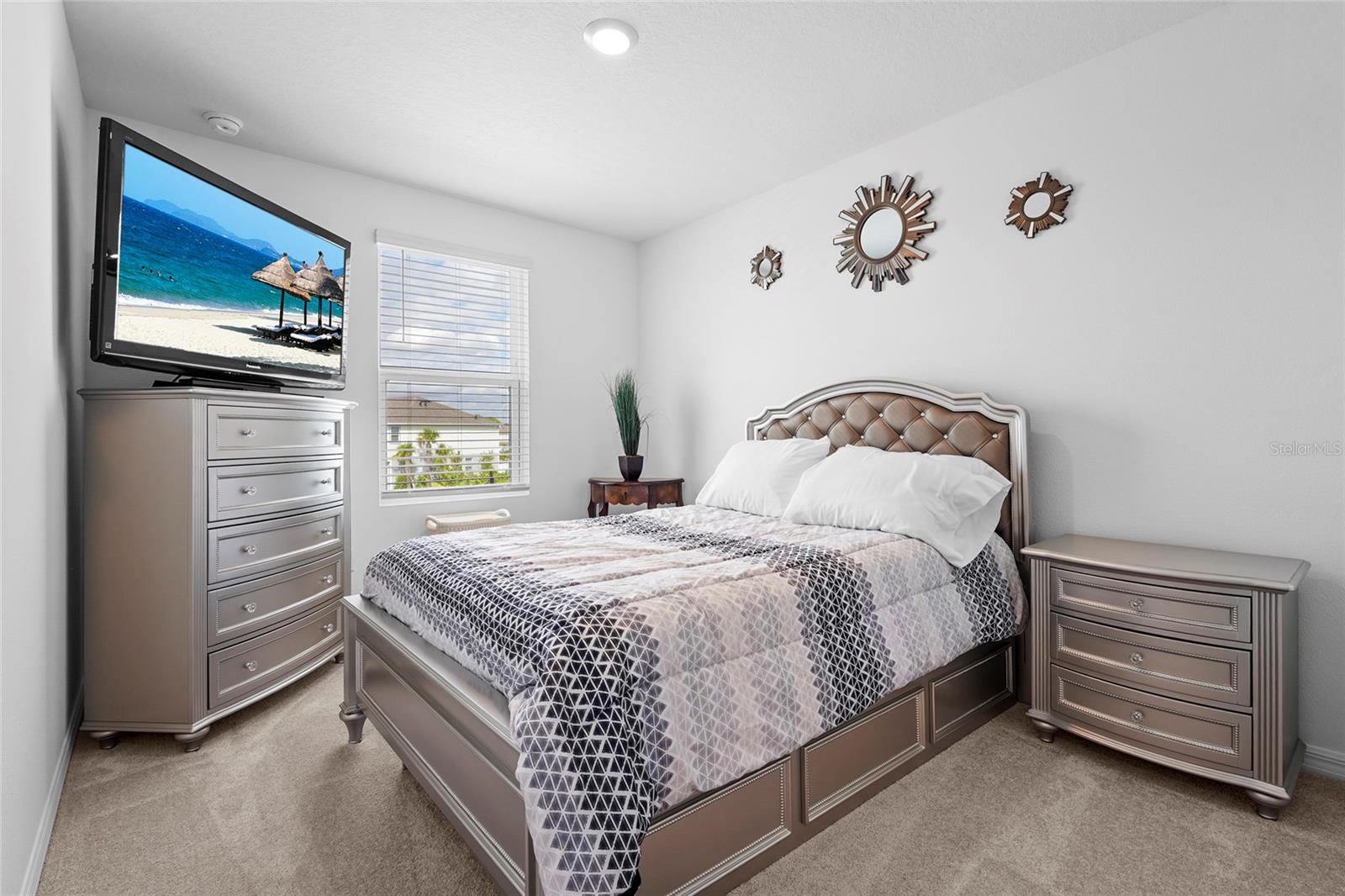 VINTERRA TWNHMS - Residential Lease