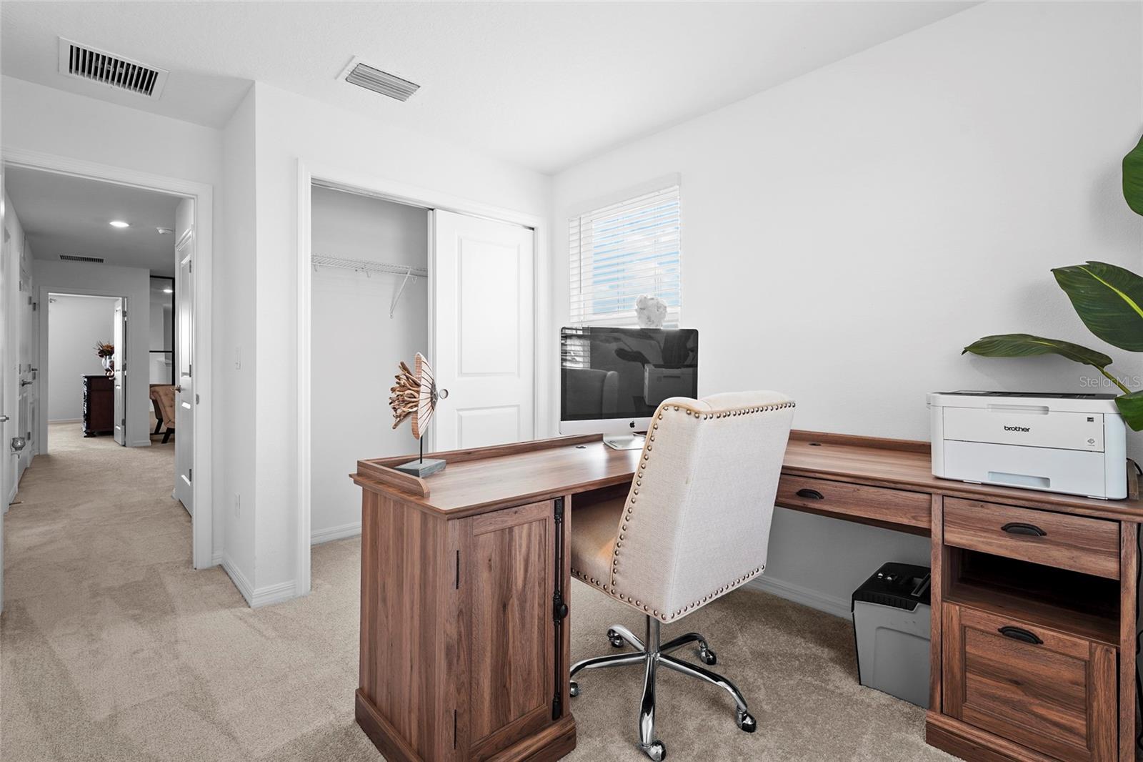 VINTERRA TWNHMS - Residential Lease