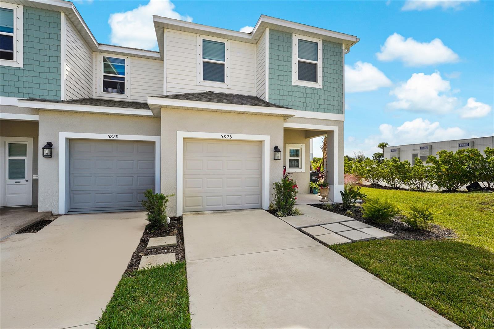 VINTERRA TWNHMS - Residential Lease