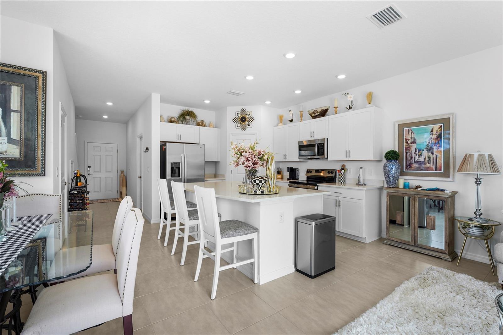 VINTERRA TWNHMS - Residential Lease