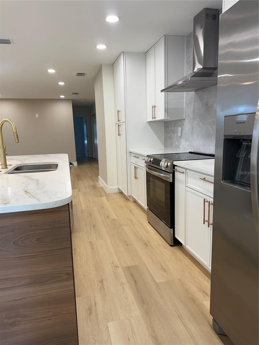 HOLIDAY HEIGHTS 2ND ADD - Residential