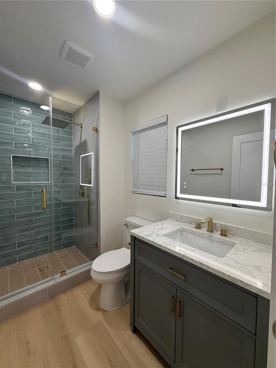 HOLIDAY HEIGHTS 2ND ADD - Residential