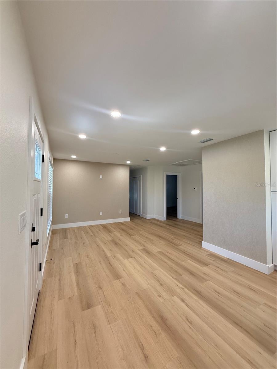 HOLIDAY HEIGHTS 2ND ADD - Residential