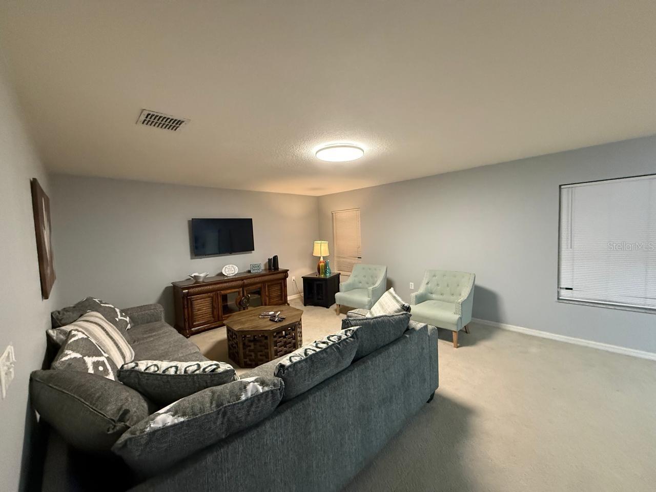 CRYSTAL COVE RESORT - Residential Lease