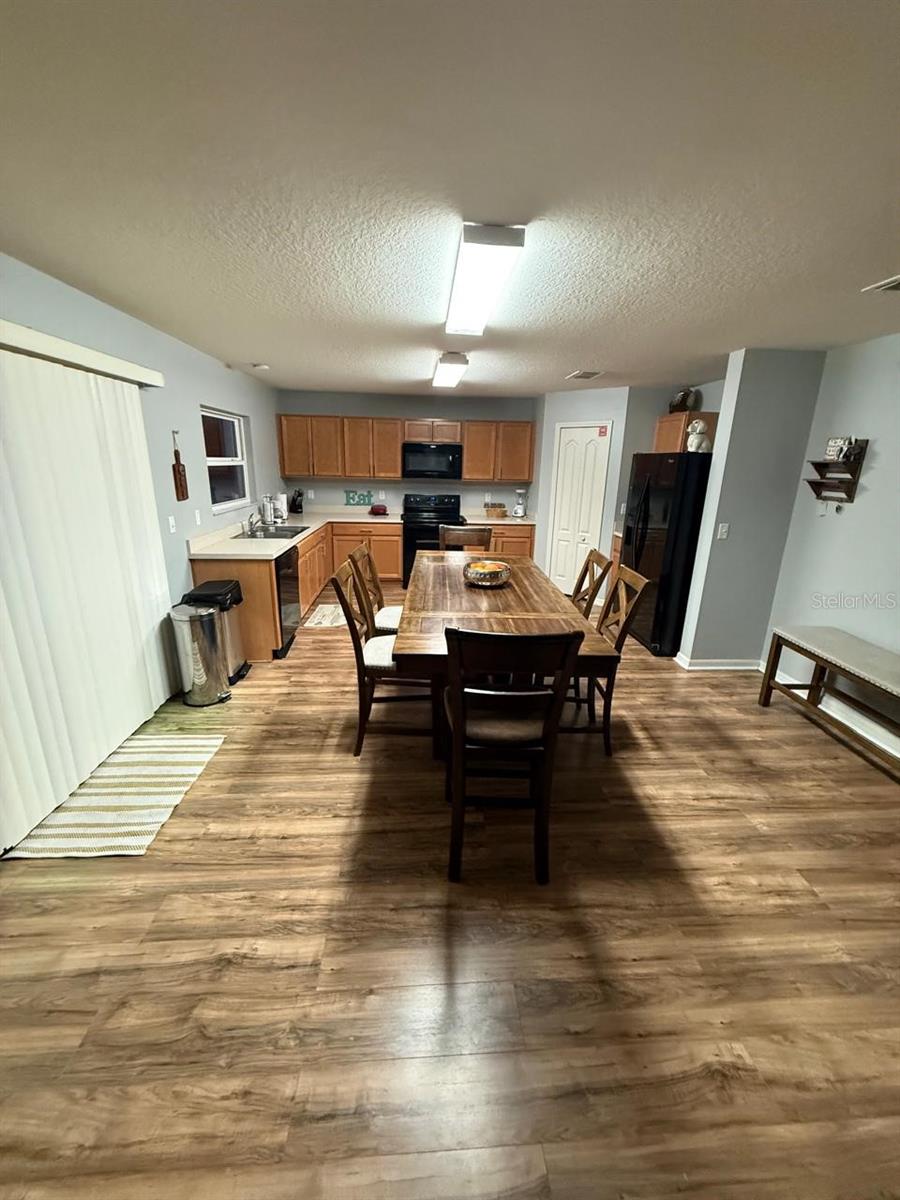 CRYSTAL COVE RESORT - Residential Lease