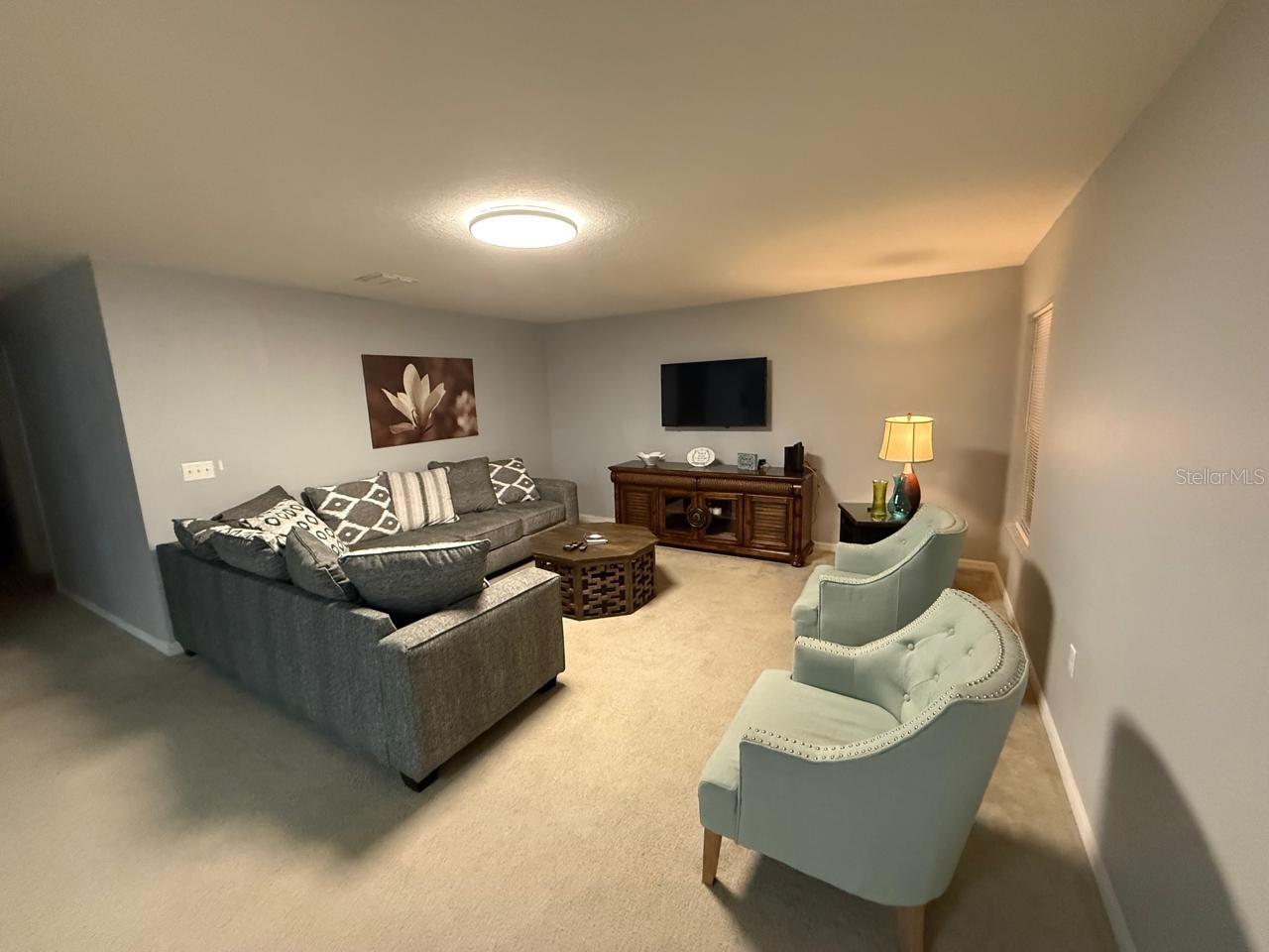 CRYSTAL COVE RESORT - Residential Lease