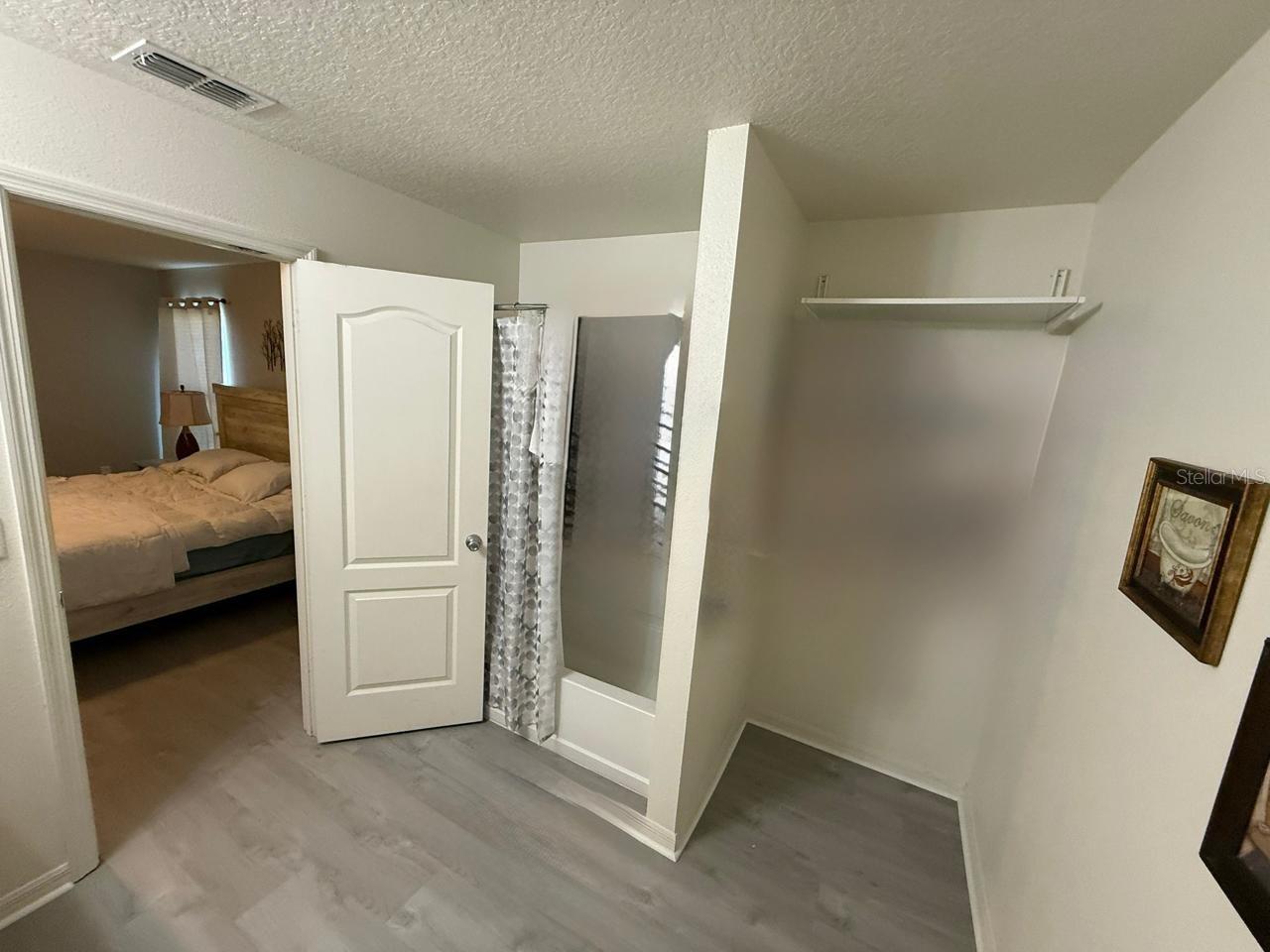 CRYSTAL COVE RESORT - Residential Lease