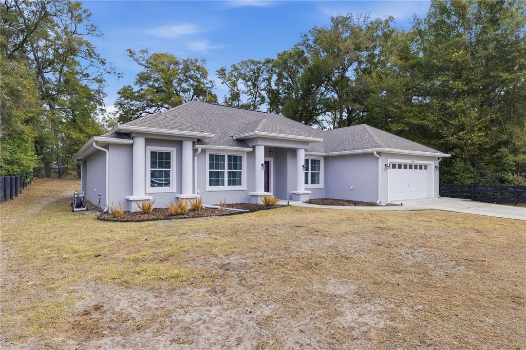Photo of 3665 SE 140th Place, Summerfield, FL 34491 (MLS # OM718932)