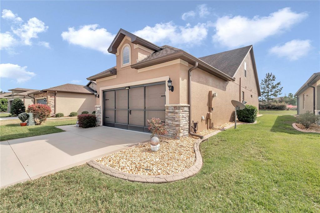 Photo of 9664 SW 76th Lane Road, Ocala, FL 34481 (MLS # GC534663)
