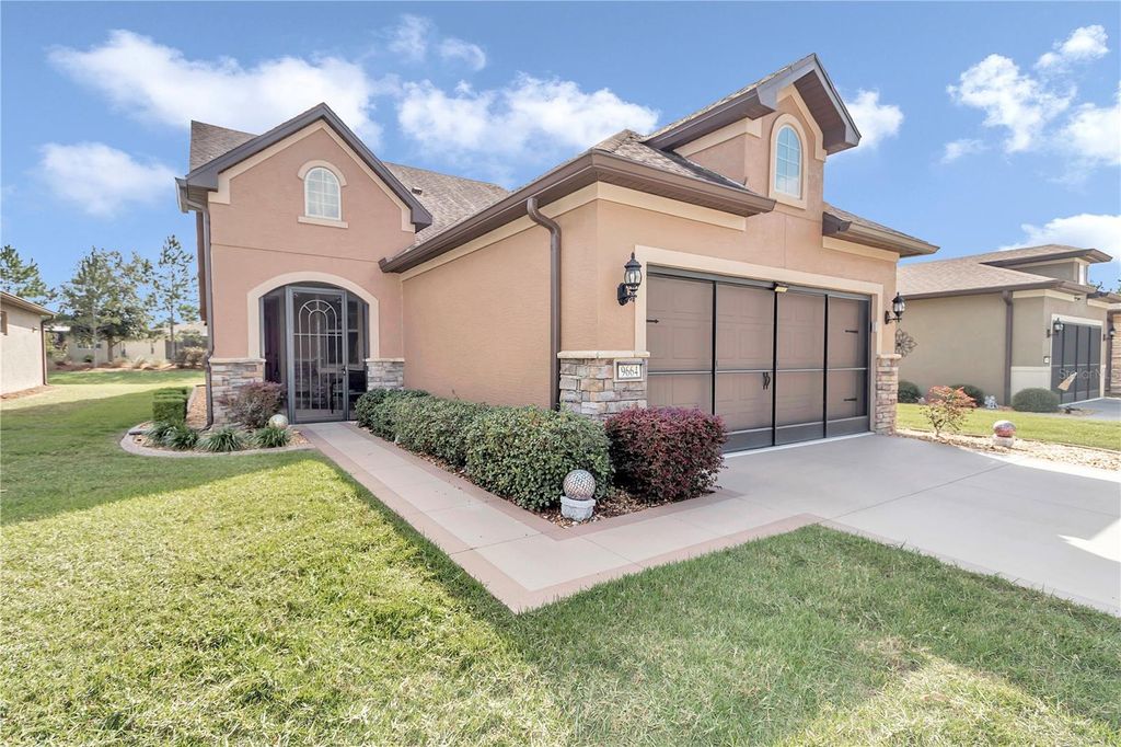 Photo of 9664 SW 76th Lane Road, Ocala, FL 34481 (MLS # GC534663)