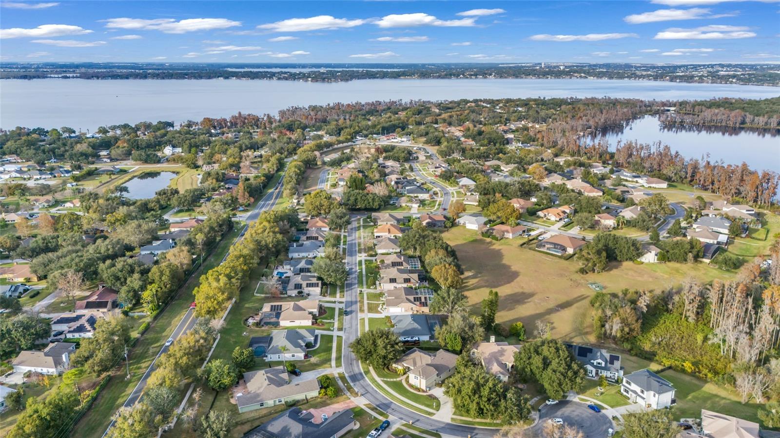 SUSANS LANDING PH 01 - Residential