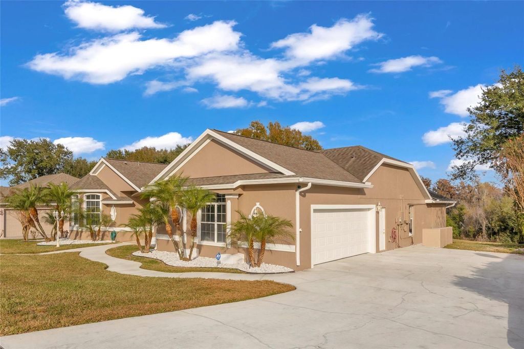 Photo of 11206 Crooked River Ct, Clermont, FL 34711 (MLS # O6372793)