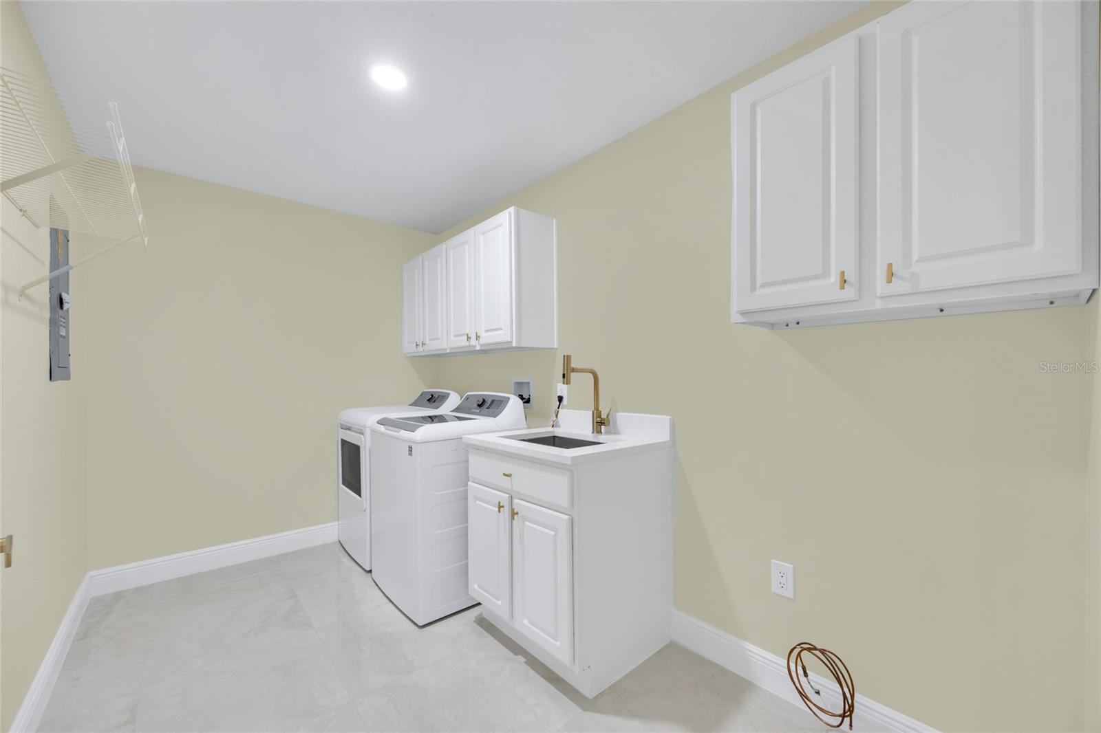 SUSANS LANDING PH 01 - Residential