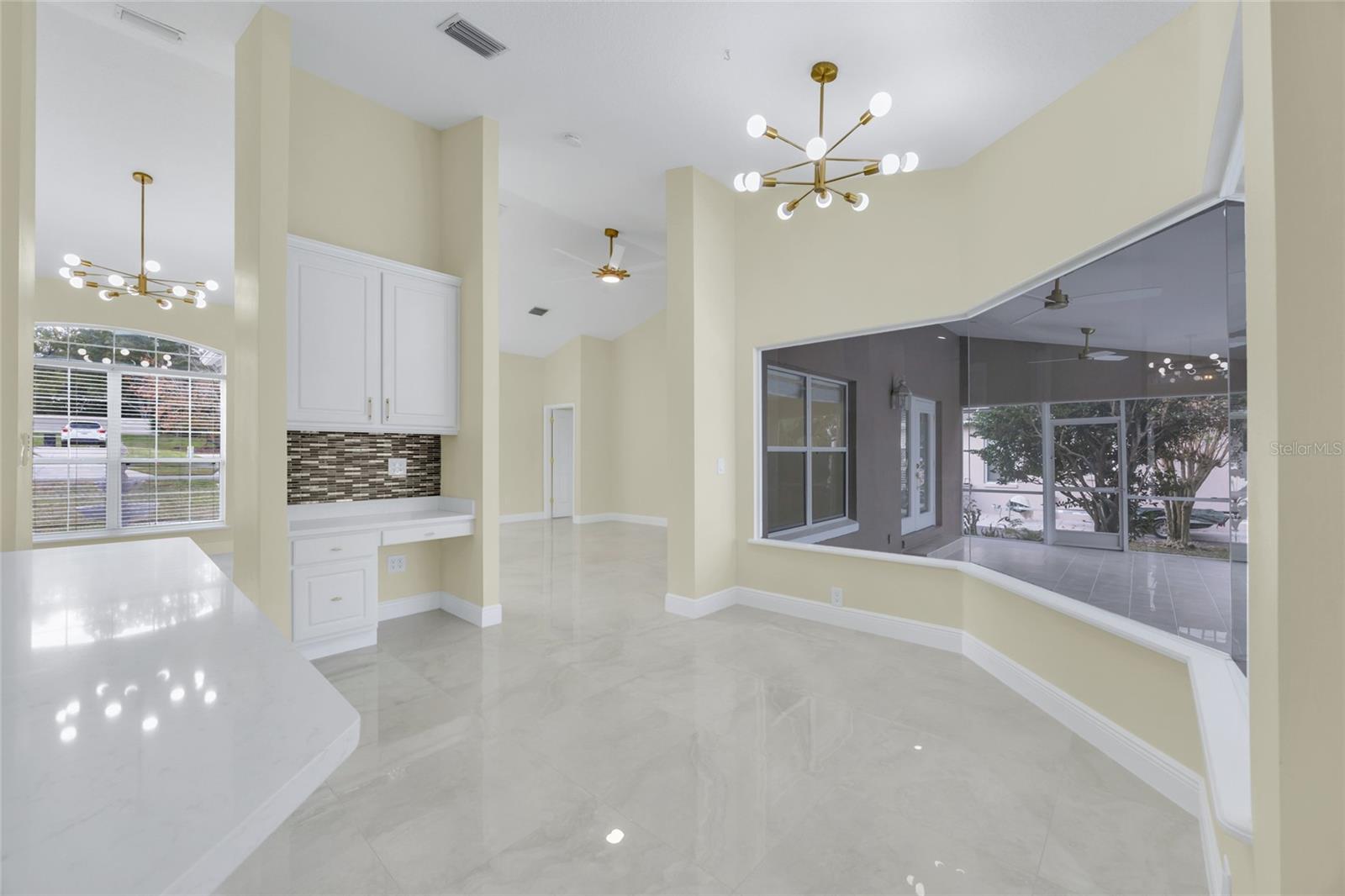 SUSANS LANDING PH 01 - Residential