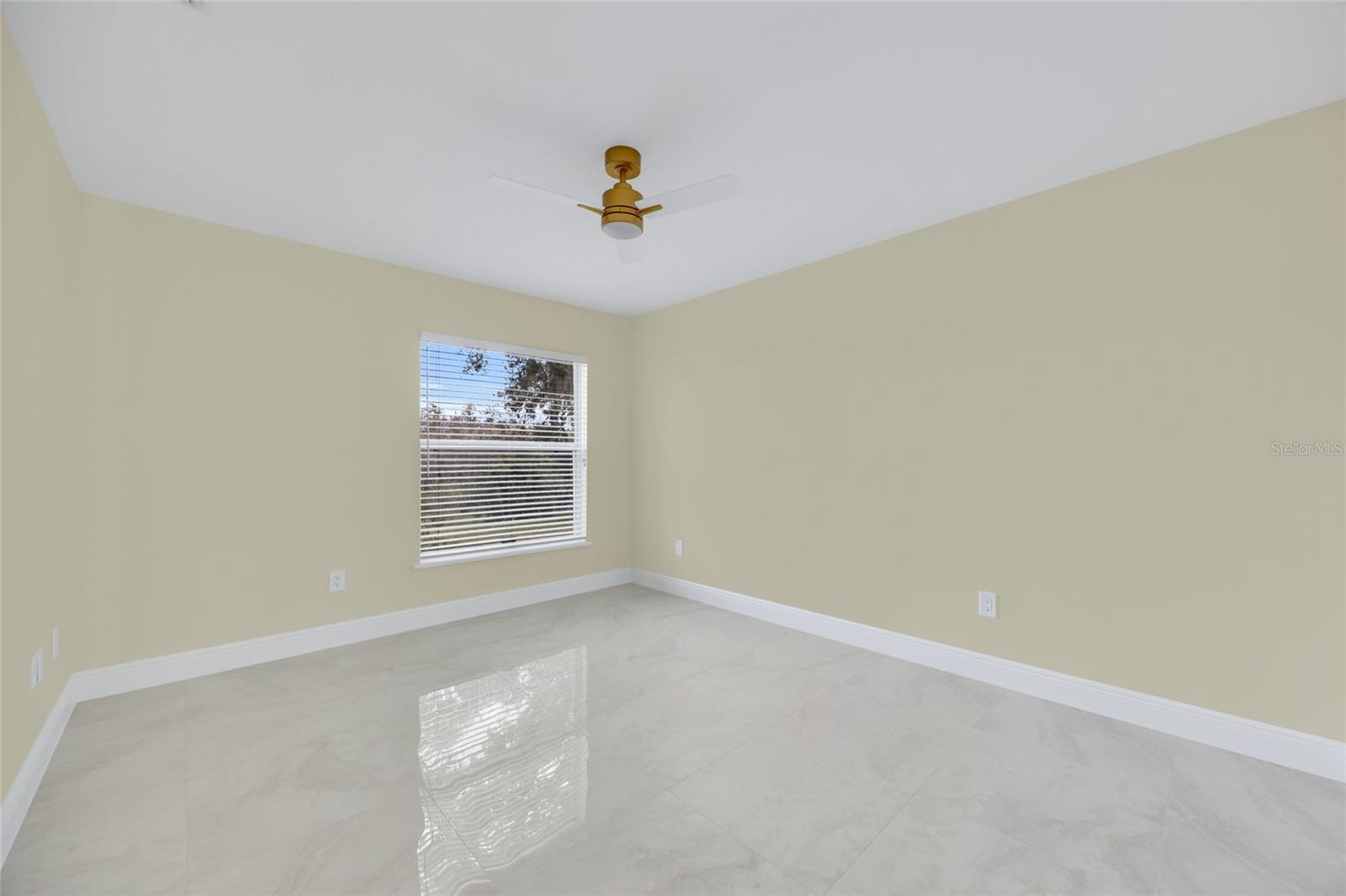 SUSANS LANDING PH 01 - Residential