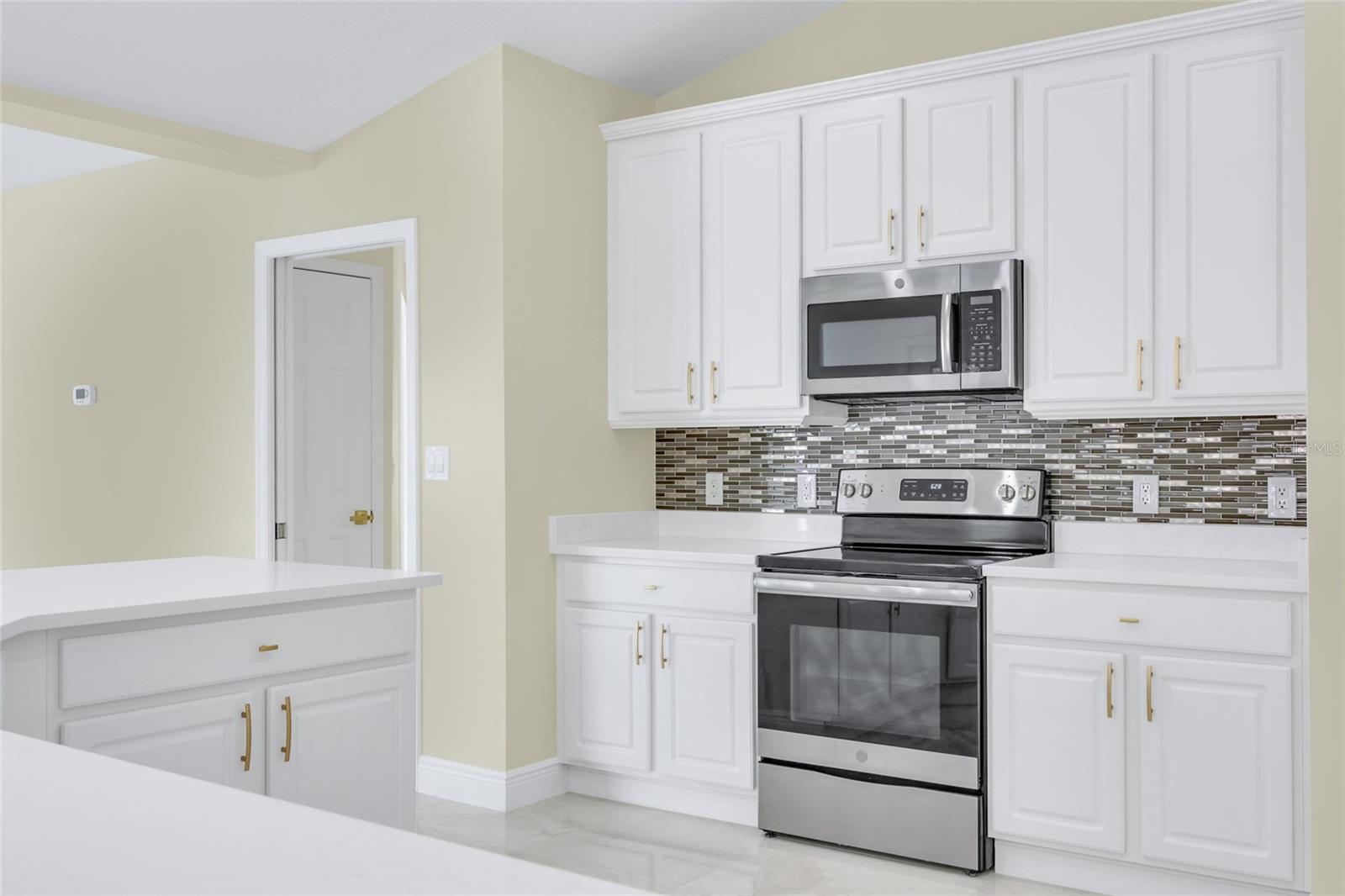 SUSANS LANDING PH 01 - Residential