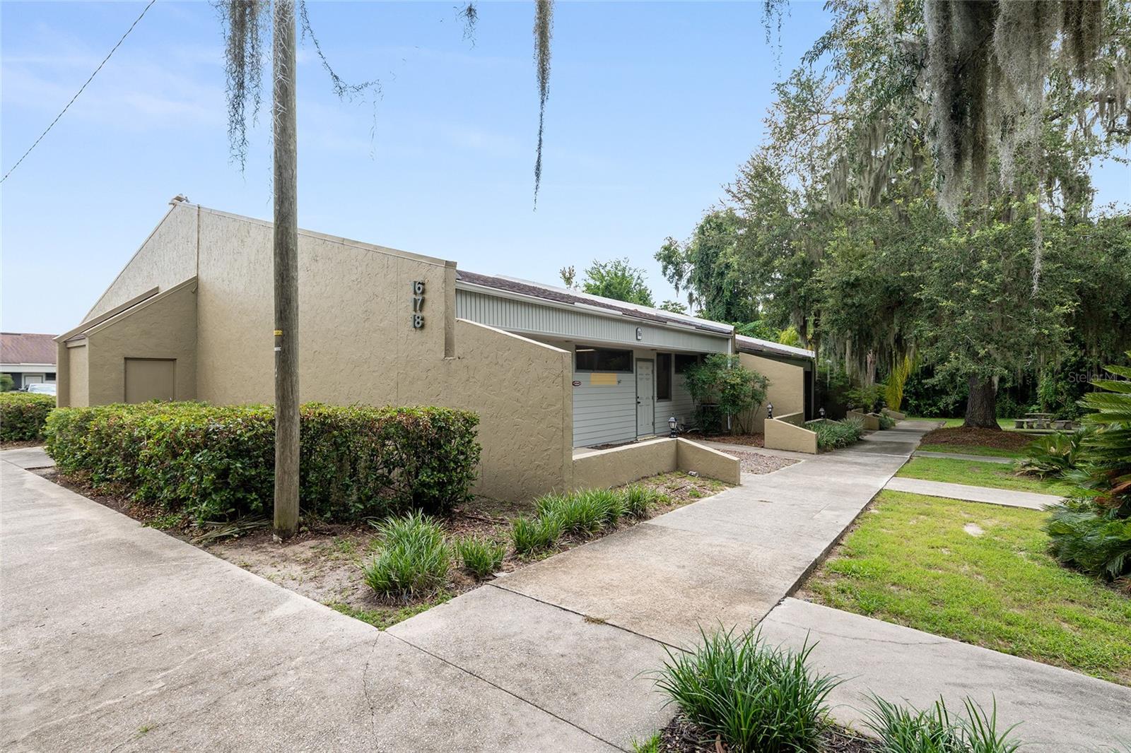 STARTING GATE OFFICE COMPLEX - Commercial Lease