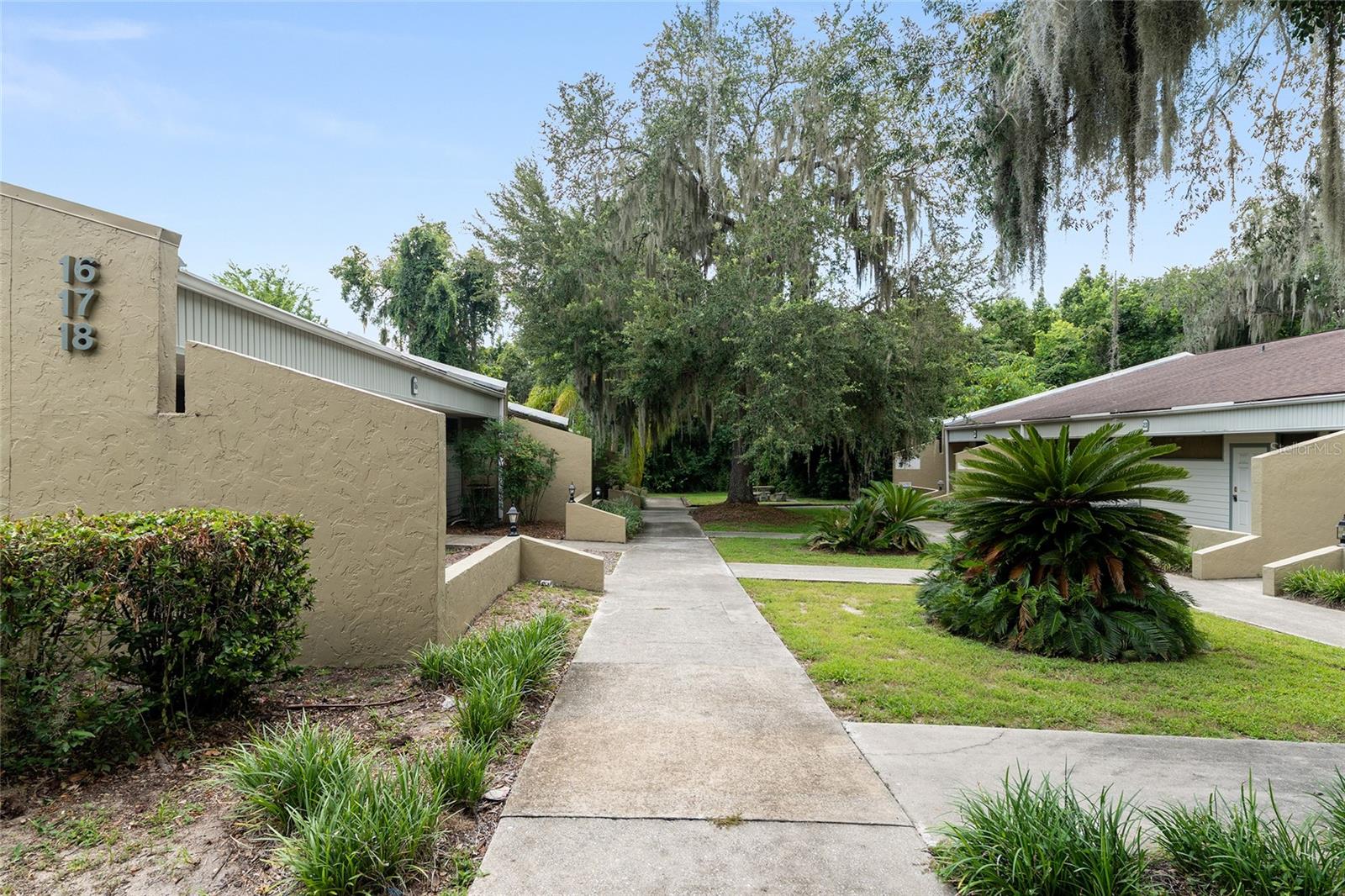 STARTING GATE OFFICE COMPLEX - Commercial Lease