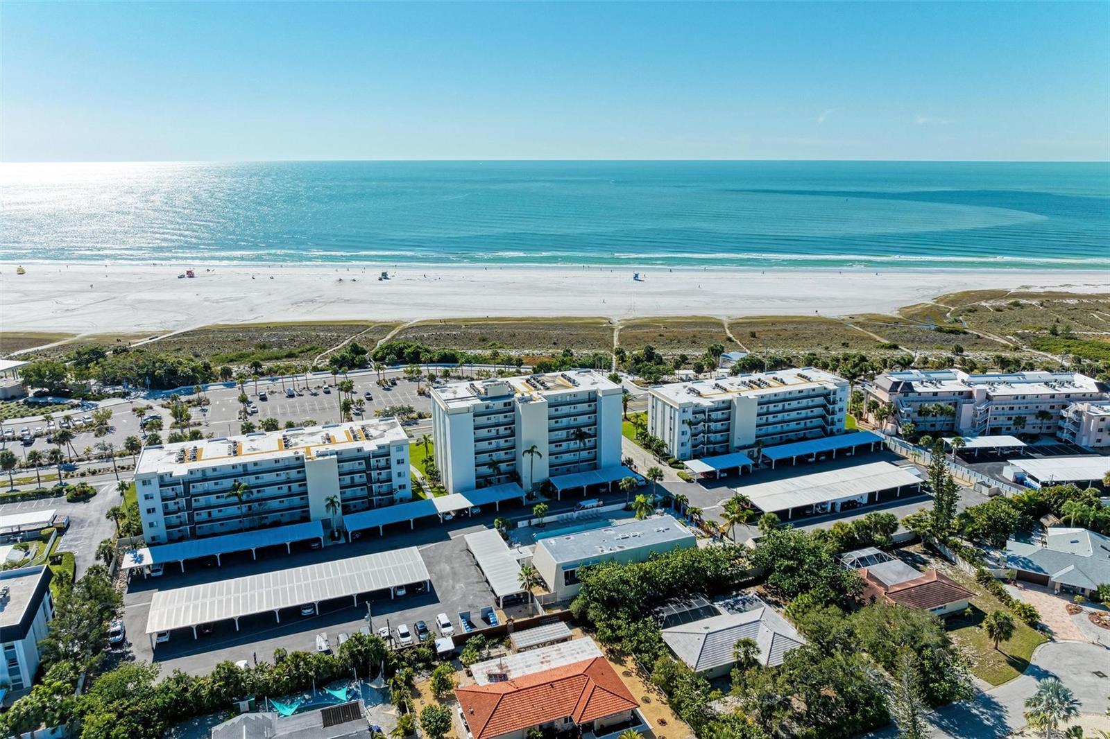 CRESCENT ROYALE 2 - Residential