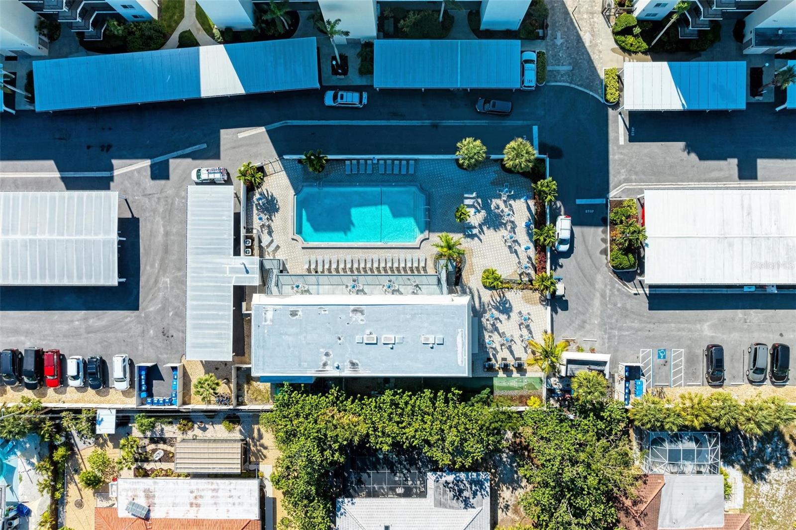 CRESCENT ROYALE 2 - Residential