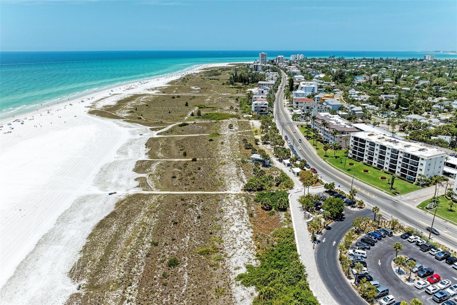 CRESCENT ROYALE 2 - Residential