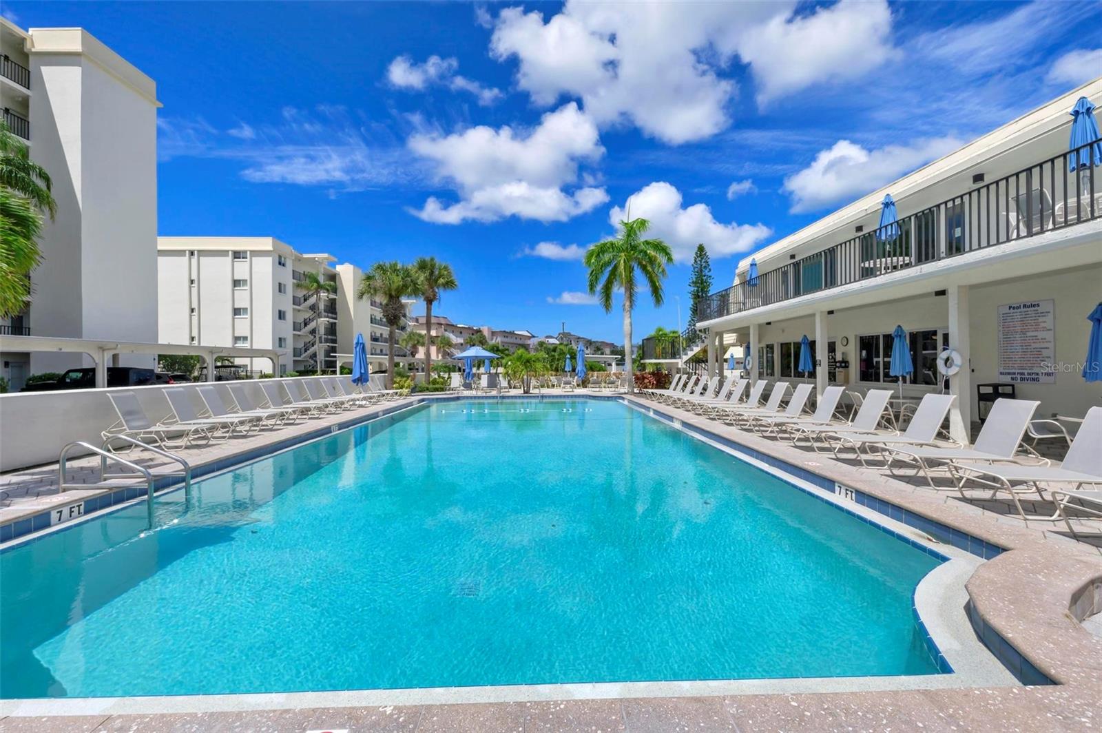 CRESCENT ROYALE 2 - Residential