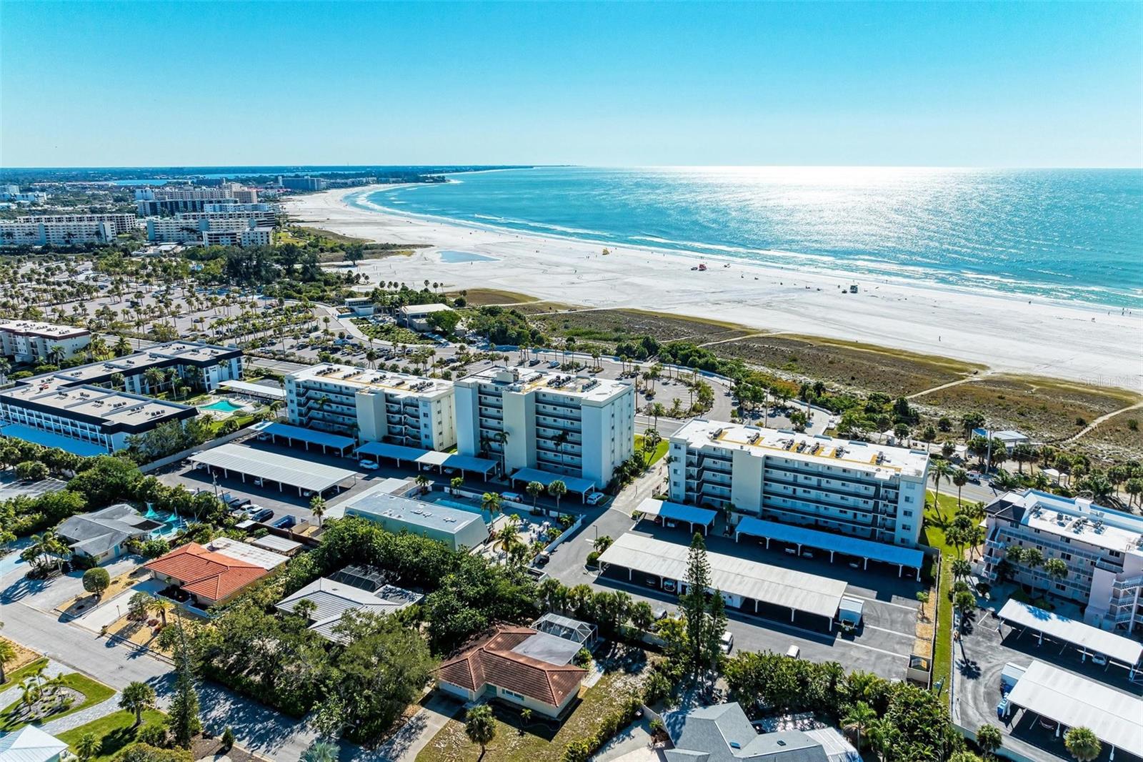 CRESCENT ROYALE 2 - Residential