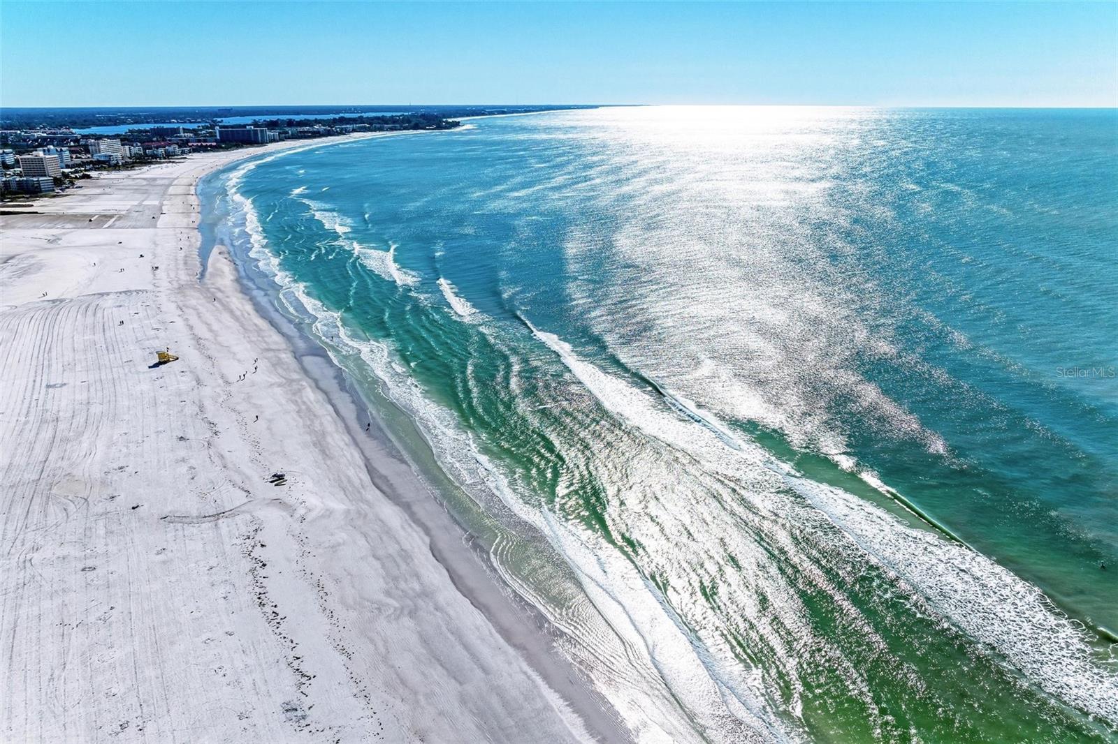 CRESCENT ROYALE 2 - Residential