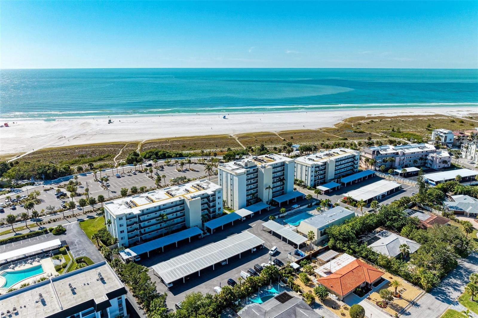 CRESCENT ROYALE 2 - Residential