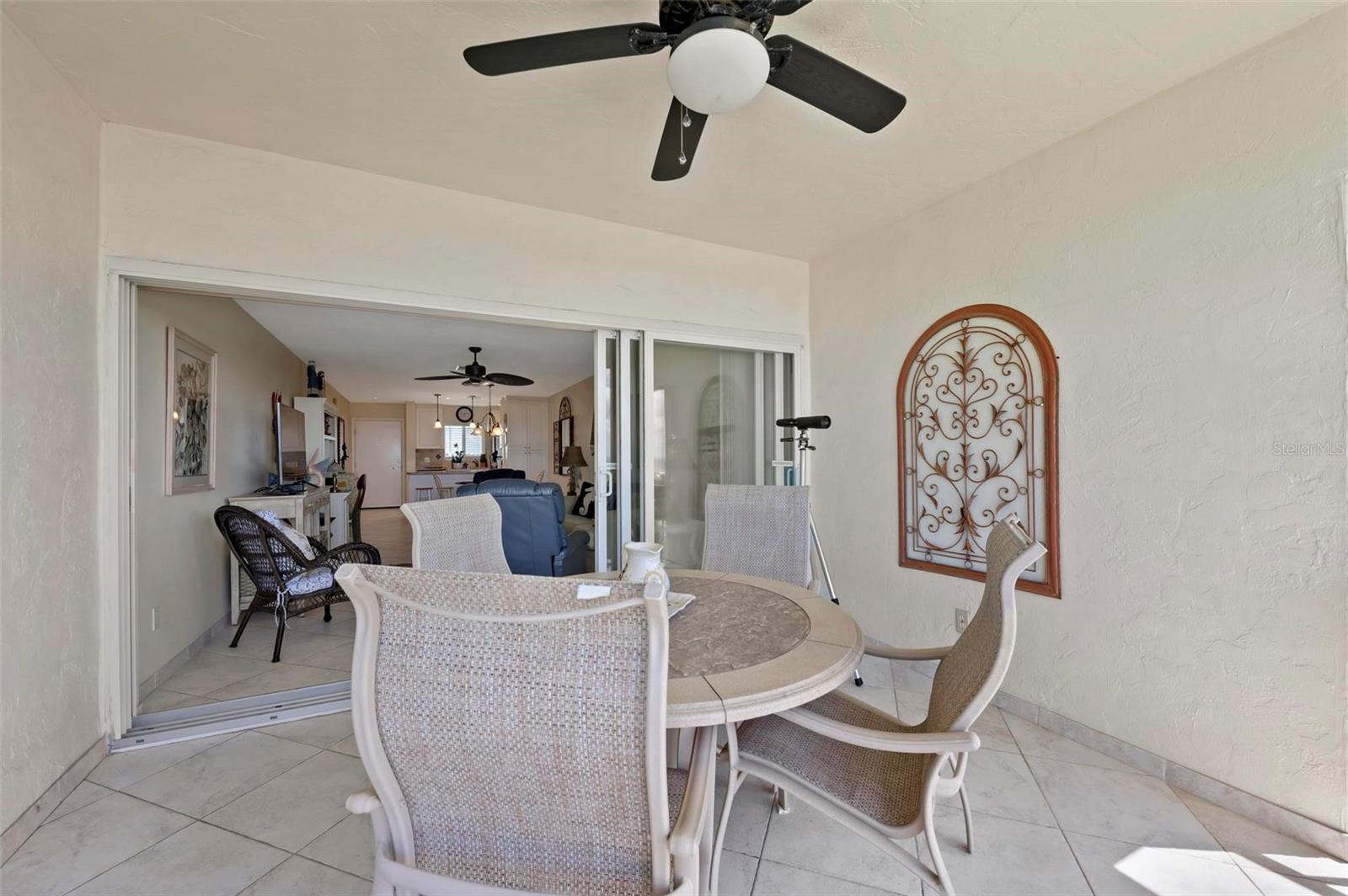 CRESCENT ROYALE 2 - Residential