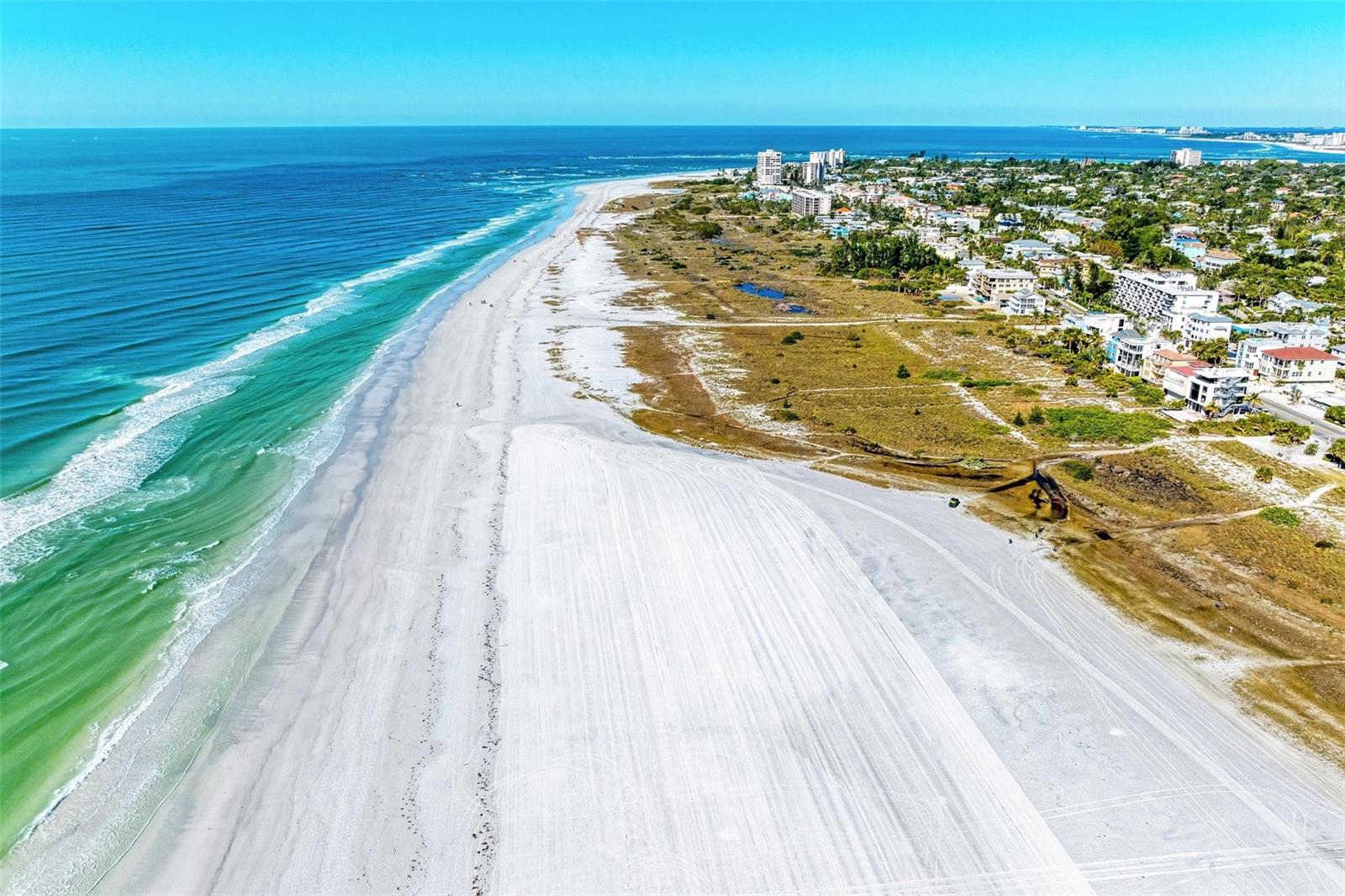 CRESCENT ROYALE 2 - Residential