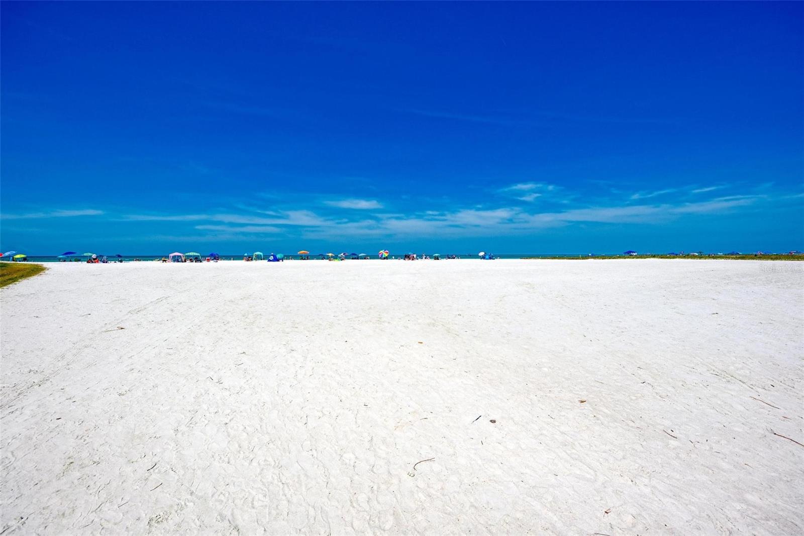 CRESCENT ROYALE 2 - Residential