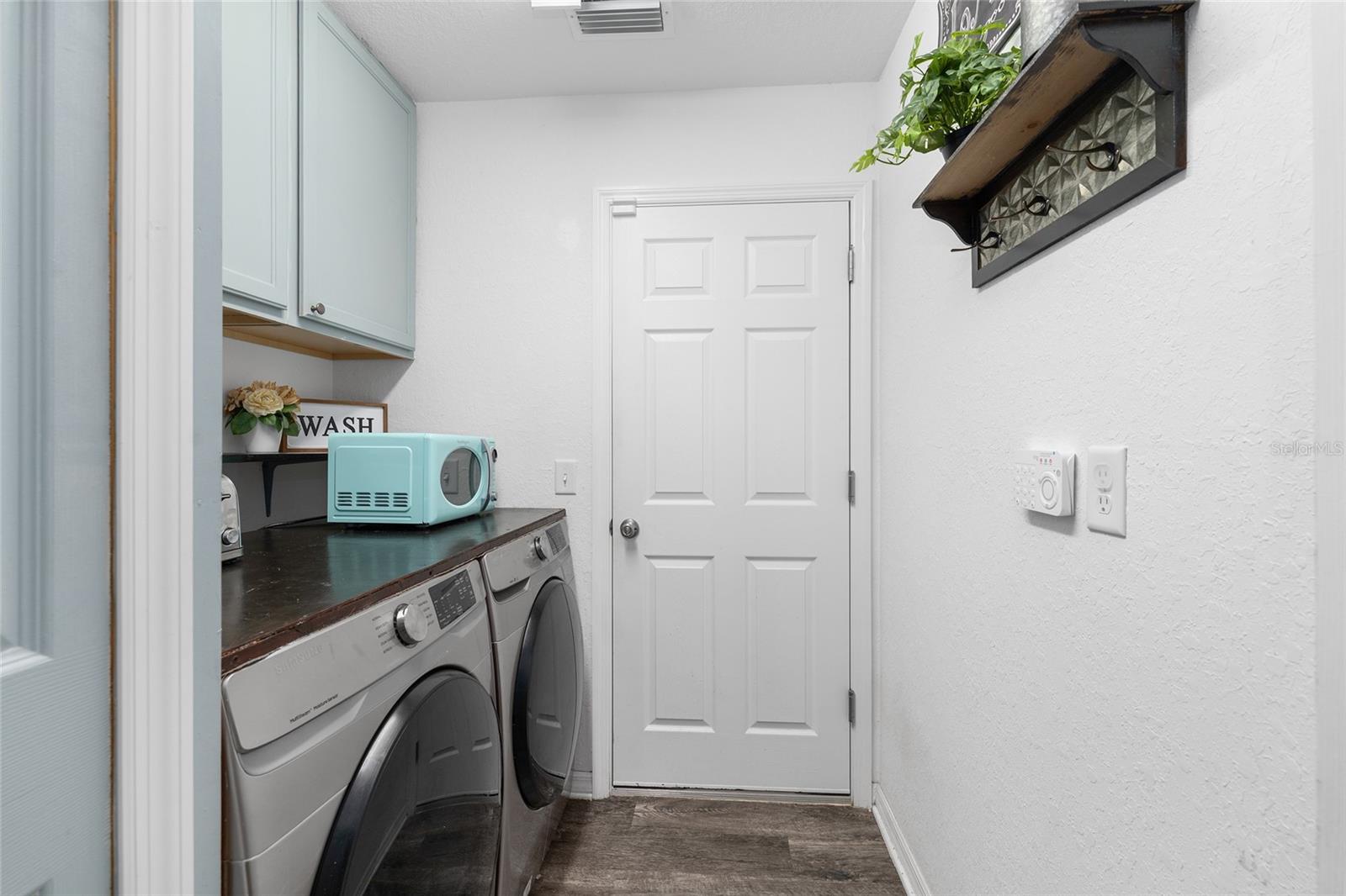 OCALA PARK ESTATE - Residential