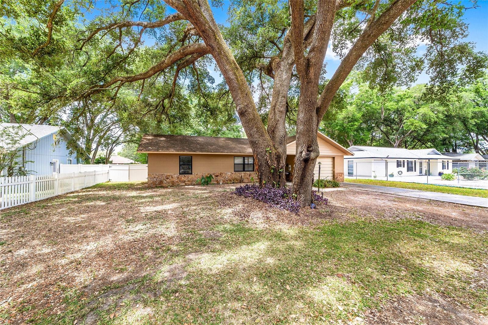 SILVER SPGS SHORES UN 23 - Residential