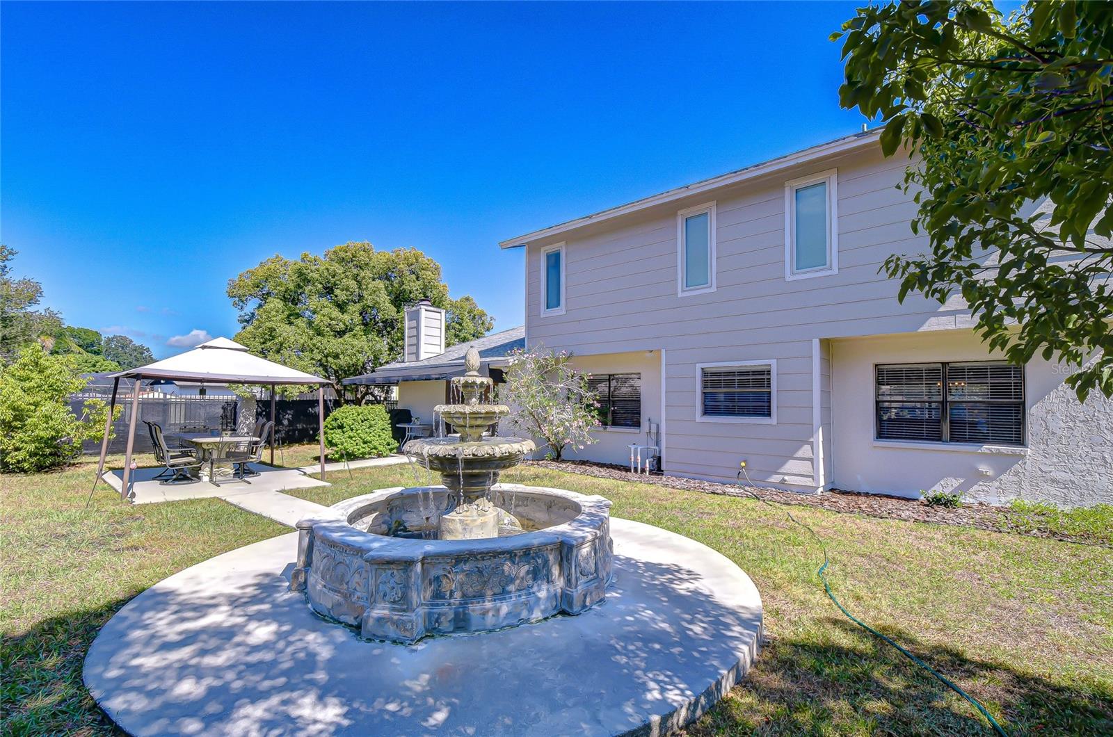 BLOOMINGDALE - Residential