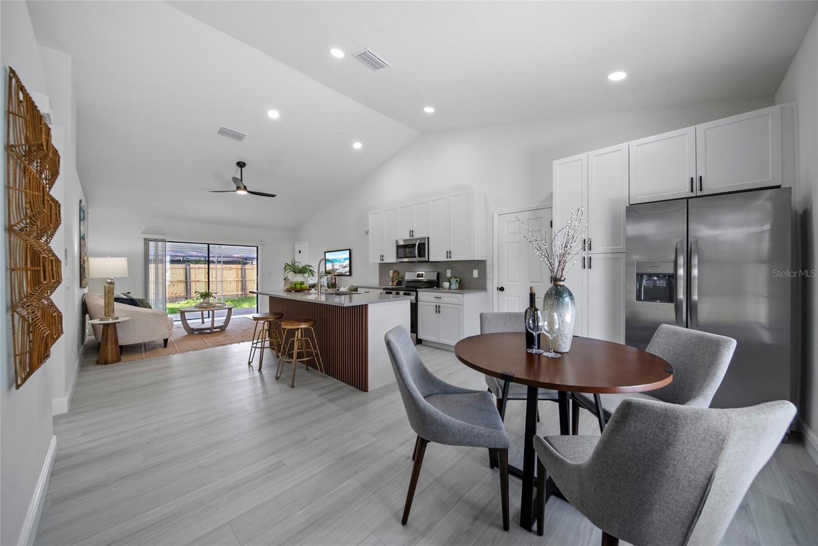 609 WEATHERVANE COURT