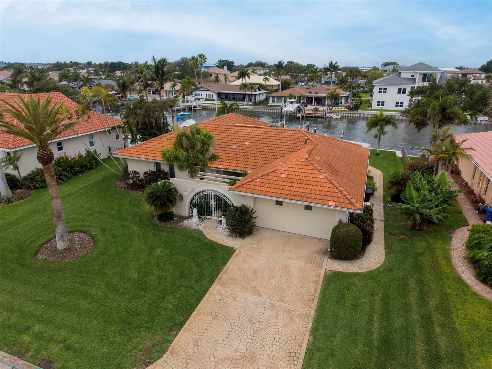 VENETIAN ISLES - Residential
