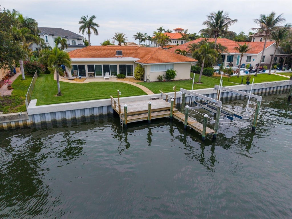 Photo of 2041 Carolina Avenue NE, St Petersburg, FL 33703 (MLS # TB8506047)