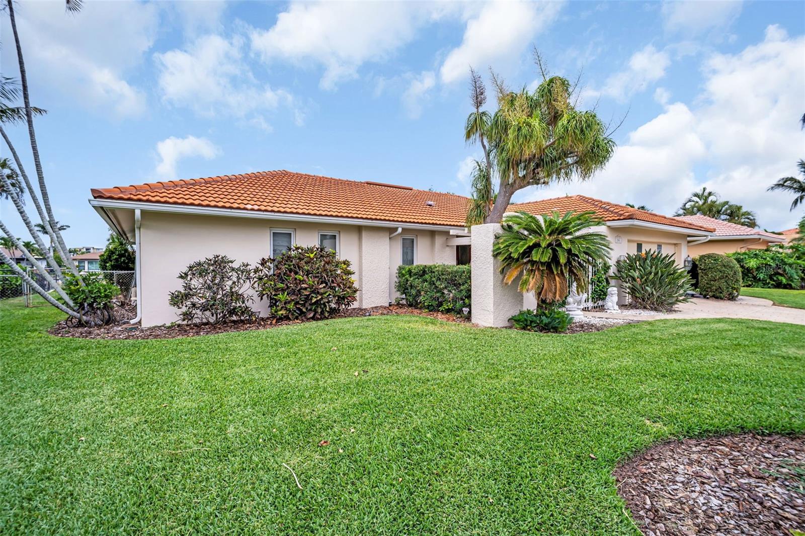 VENETIAN ISLES - Residential