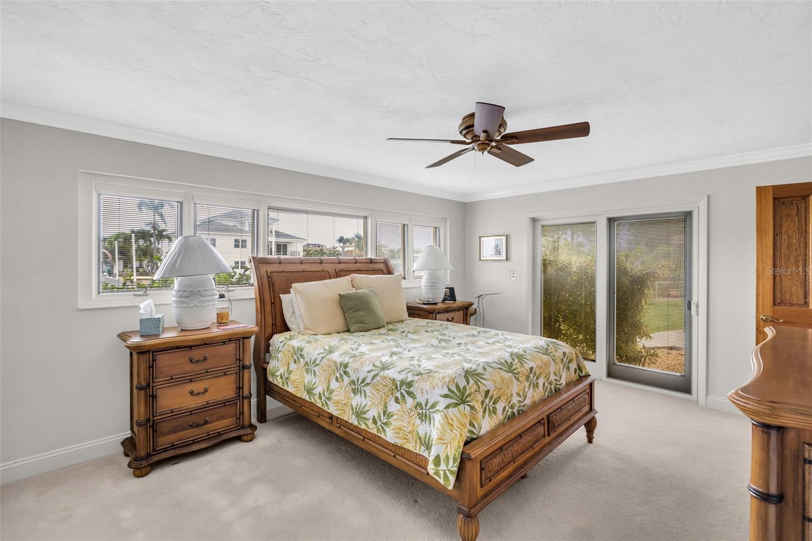 VENETIAN ISLES - Residential