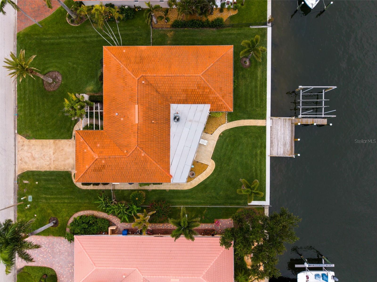 VENETIAN ISLES - Residential
