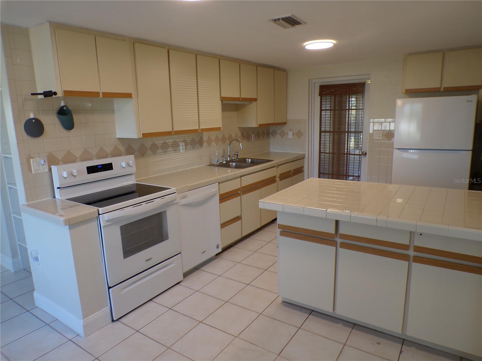 HARRIS - Residential