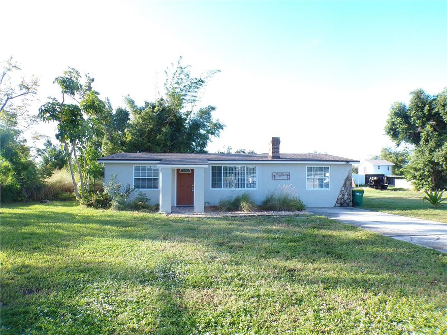 Three bed bath and a half home with large shed and a lean-to for your boat or car.  Situated on a quiet street, minutes from the beach, dining and shopping.  This home boasts of a large lot and has a new roof.  A perfect home for the investor, first time home buyer or snow bird.  Do not miss this value, make this home your piece of Paradise.