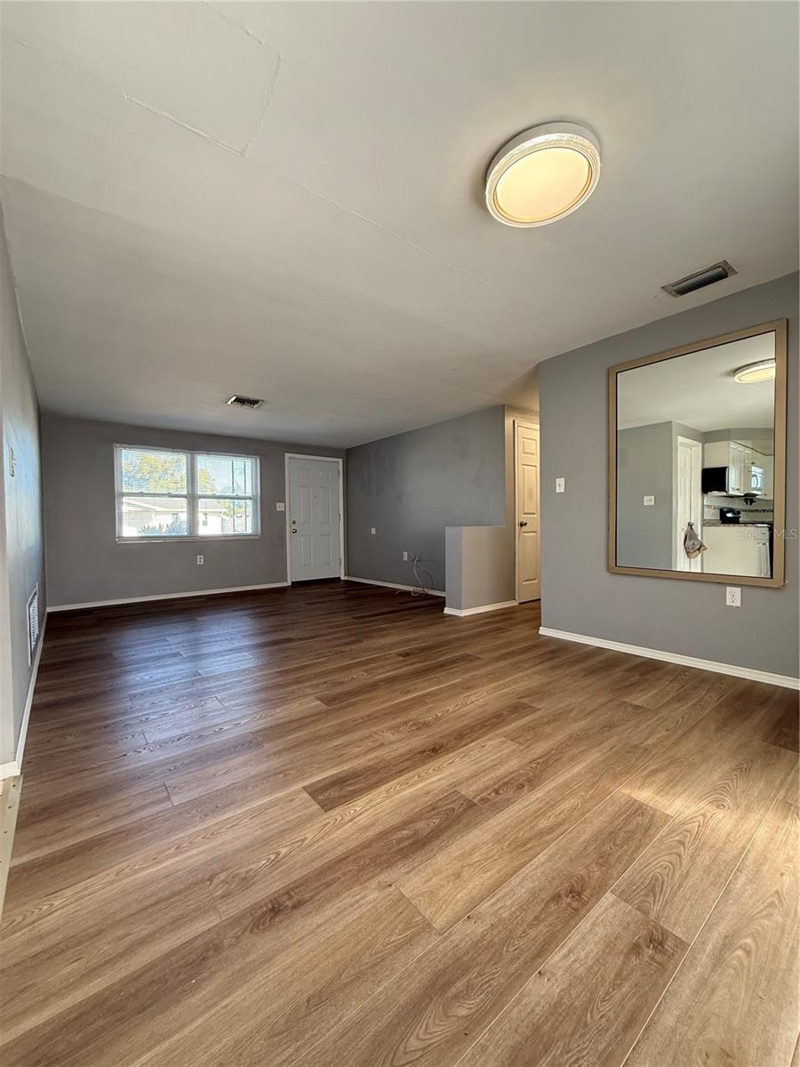 HOLIDAY LAKE ESTATES - Residential Lease