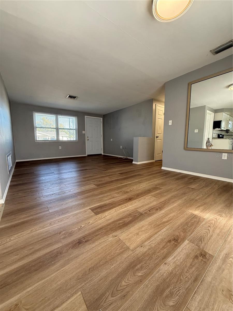 HOLIDAY LAKE ESTATES - Residential Lease