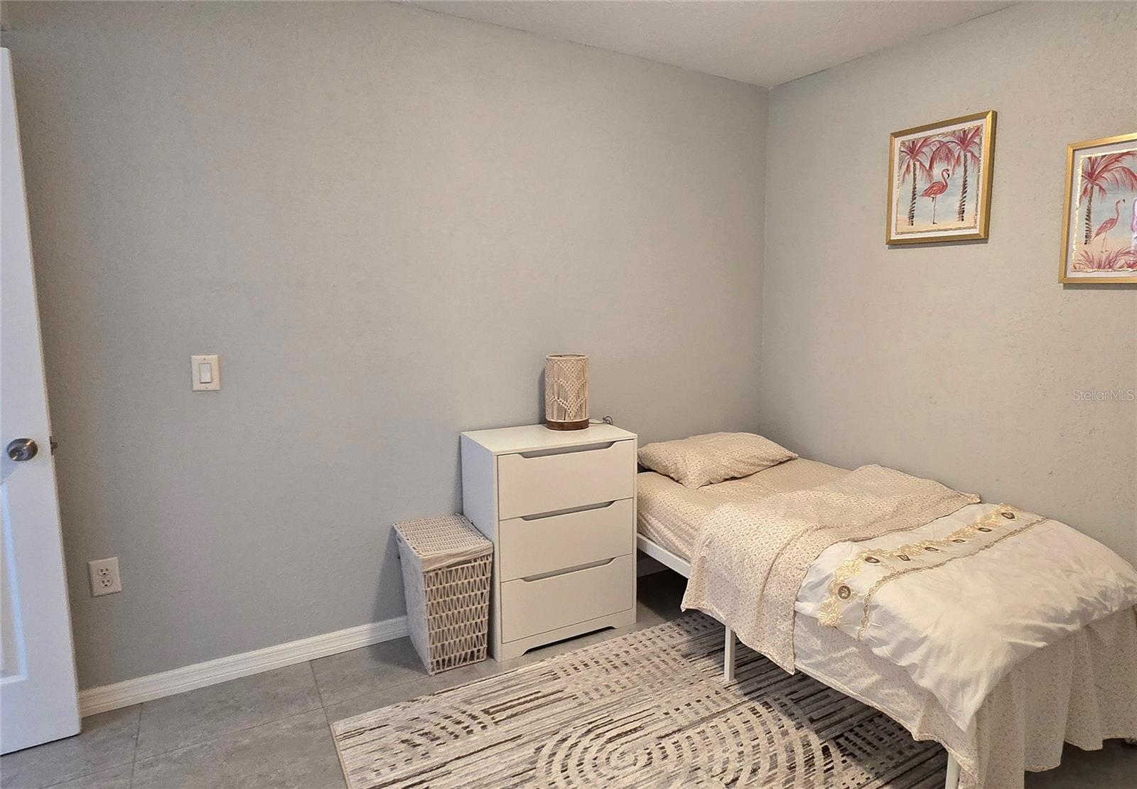 PURITAN ARMS - Residential Lease