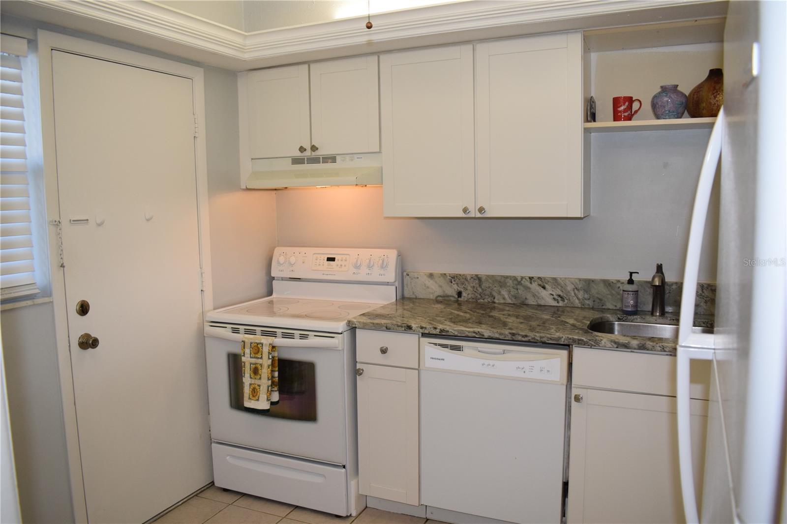 PURITAN ARMS - Residential Lease