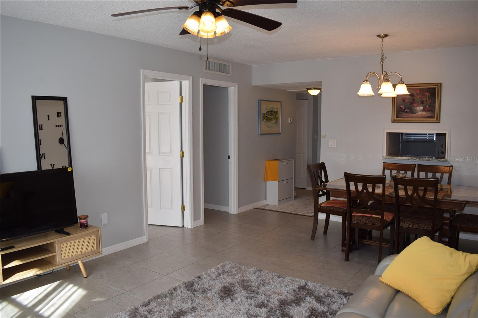 PURITAN ARMS - Residential Lease