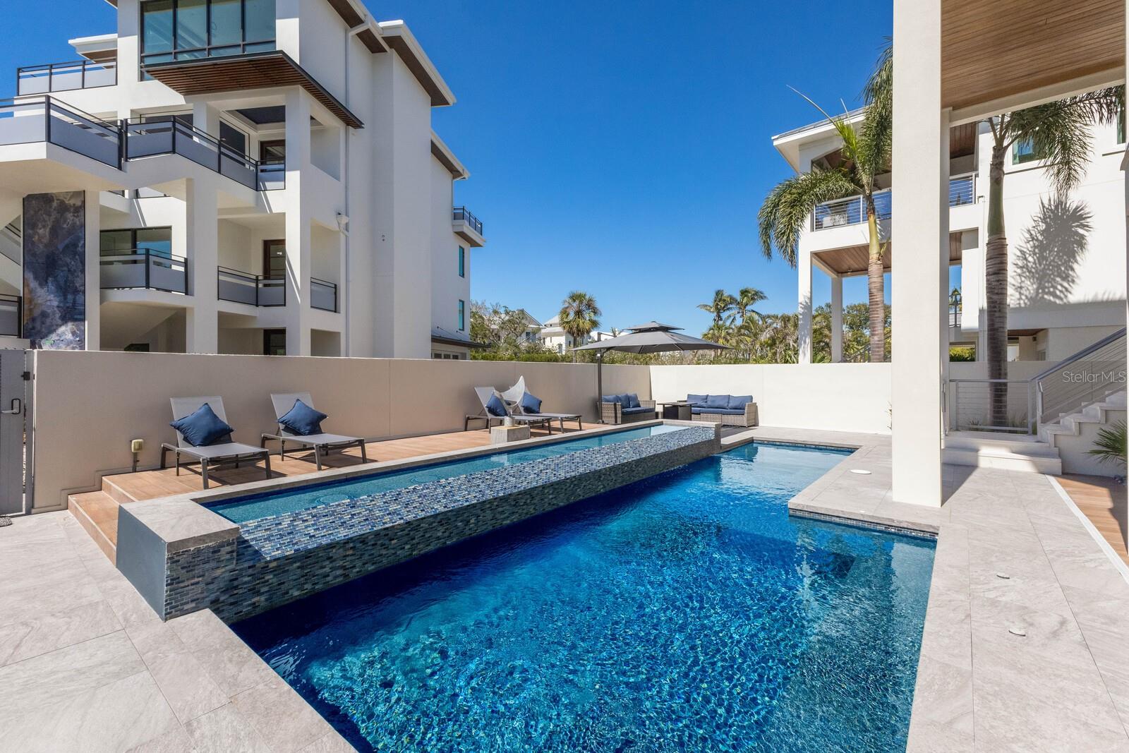 SIESTA REV OF - Residential